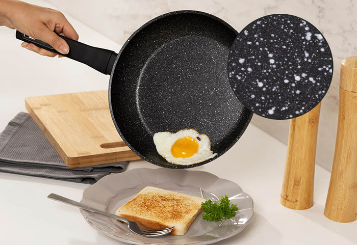 Revolutionäre Innovation – Marmor-Beschichtung mit Mineralpartikeln.