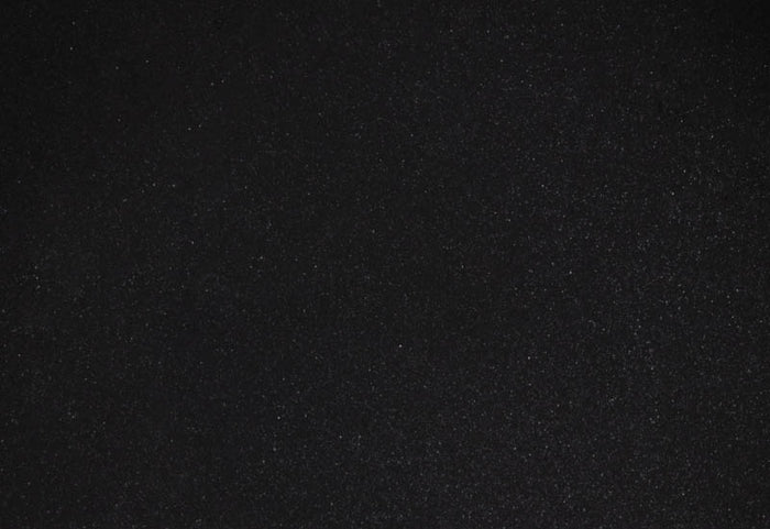 Moderne Kochtechnik mit Hot-Stone-Effekt.