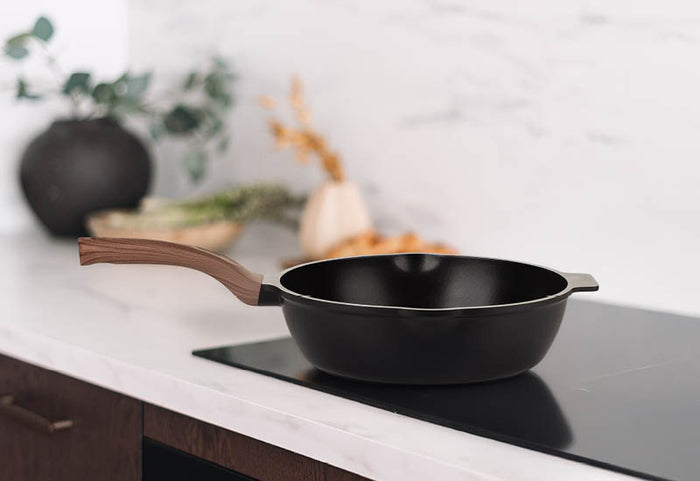 Geeignet für alle Herdarten, einschließlich Induktion.