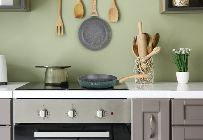 Ausgewählte Qualitätsmaterialien für gesundes und effizientes Kochen.